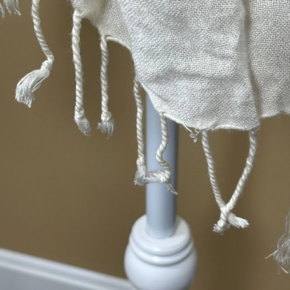 Gray Cream Striped Women's Neck Scarf Tassels 30" X 72" - Picture 4 of 5